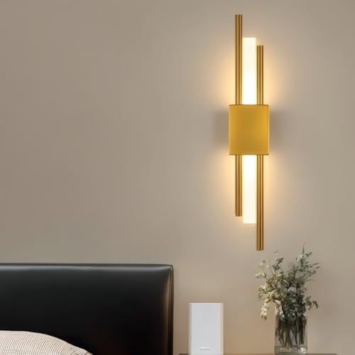 Modern Golden LED Wall Sconce, Geometric Metal and Acrylic Vertical Wall Lamp, Minimalist LED Light for Bedroom, Living Room, Hallway – 8 W, 48 cm, 3 Light Shades (Gold-Left)