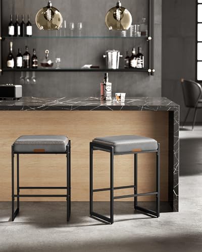 VASAGLE Bar Stools Set of 4, Counter Height, PU Leather, 26-Inch