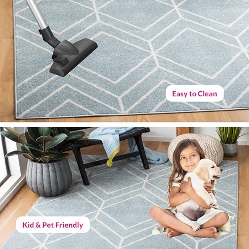 SAFAVIEH Adirondack Collection Area Rug - 5'1" x 7'6", Blue & Ivory, Modern Geometric Design, Non-Shedding & Easy Care, Ideal for High Traffic Areas in Living Room, Bedroom (ADR241M)