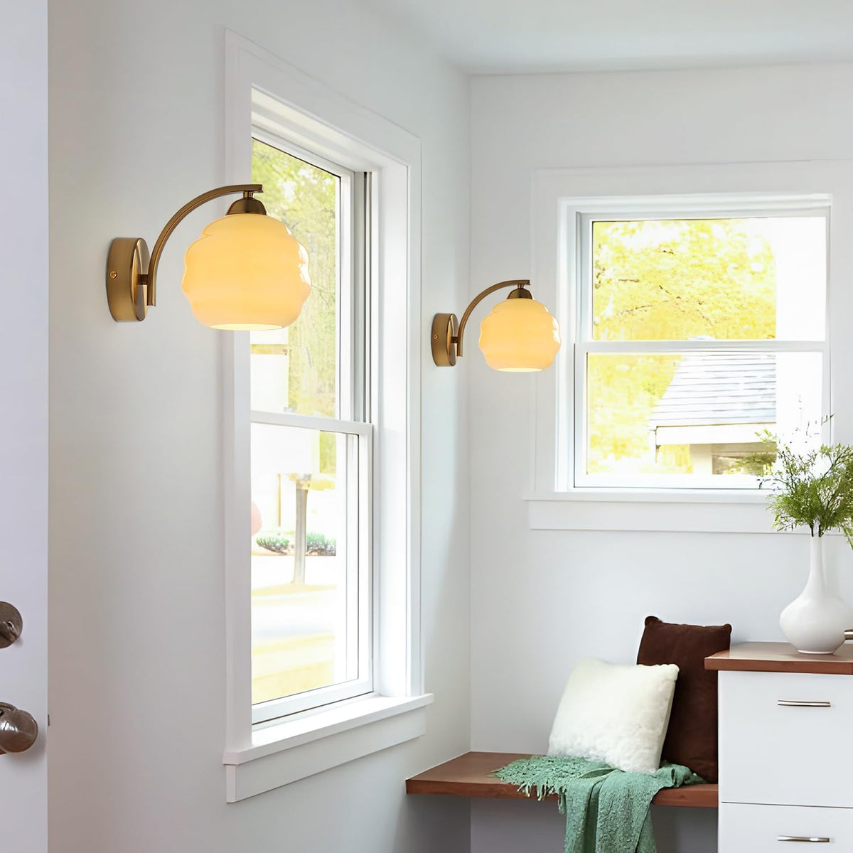 Mid Century Modern Gold Wall Sconce Glass Sconces Wall Lighting Bathroom Vanity Light Fixtures Globe Wall Lamp Bedroom Wall Lights for Living Room Bedroom Hallway Foyer