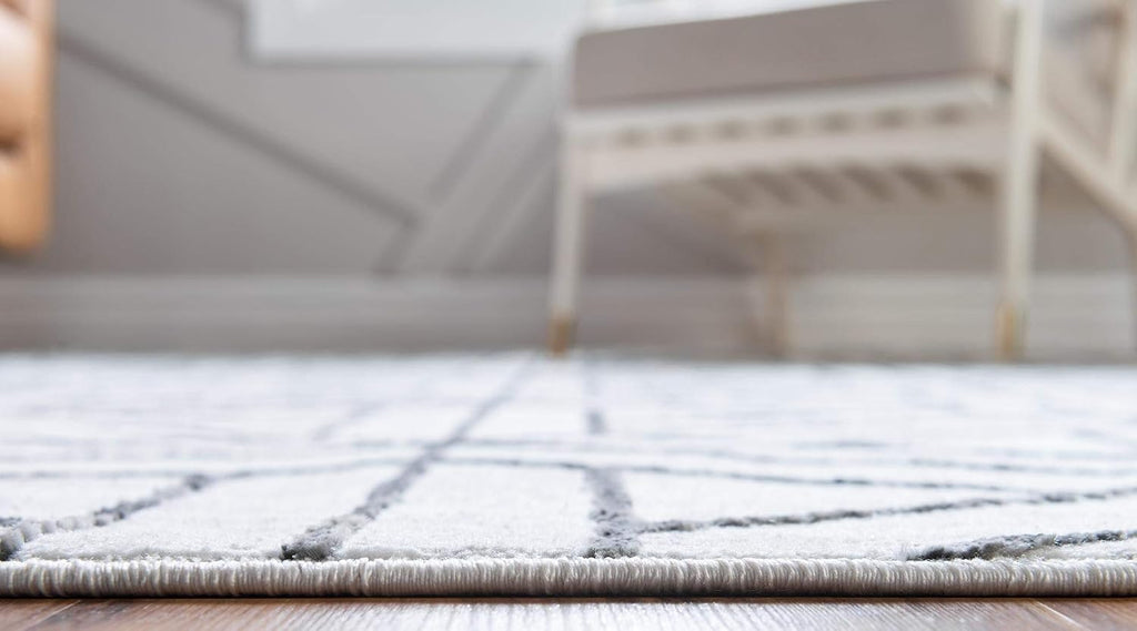 Rugs.com Lattice Trellis Collection Rug – 6 Ft Runner White Low-Pile Rug Perfect for Hallways, Entryways