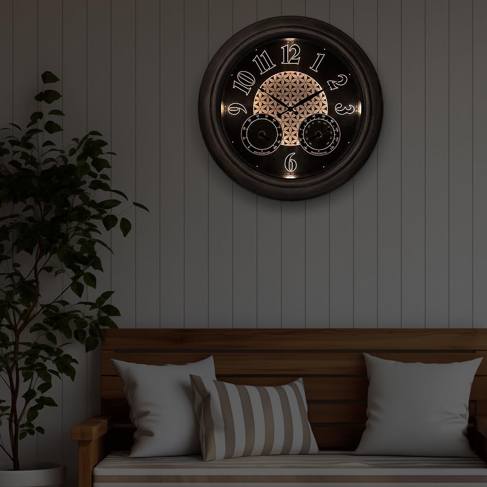 Presentime 18 Inch Illuminated Outdoor Clock