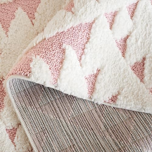 SAFAVIEH Area Rug 4x6 - Moroccan Tassel Shag Collection - Ivory & Pink, Non-Shedding & Easy to Clean, Plush High-Low Texture, Ideal for Living Room, Bedroom, Dining Space (MTS688U)