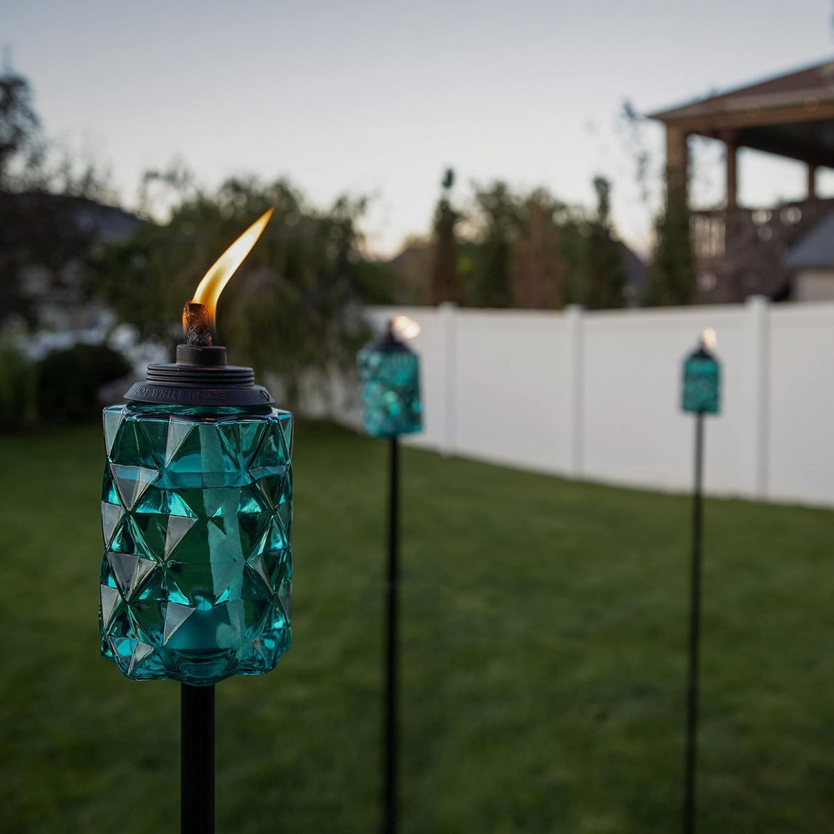 TIKI Topaz Outdoor Torches 2 Pack Weather-Resistant Backyard Patio Décor