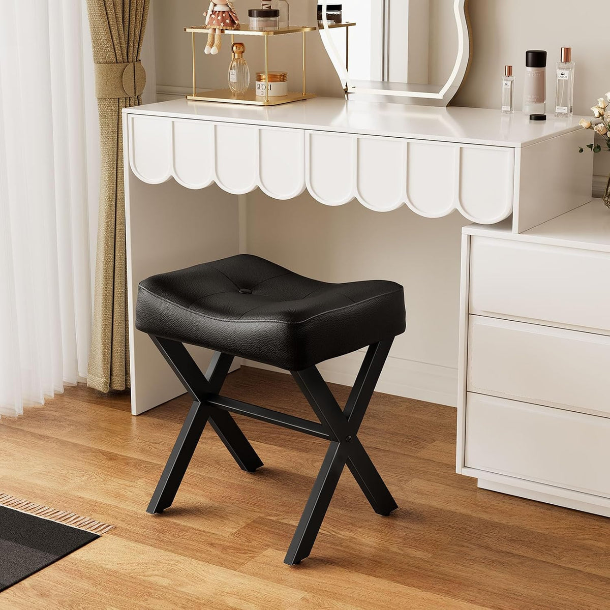 Memobarco 18-Inch Leather Vanity Stool Chair, Black