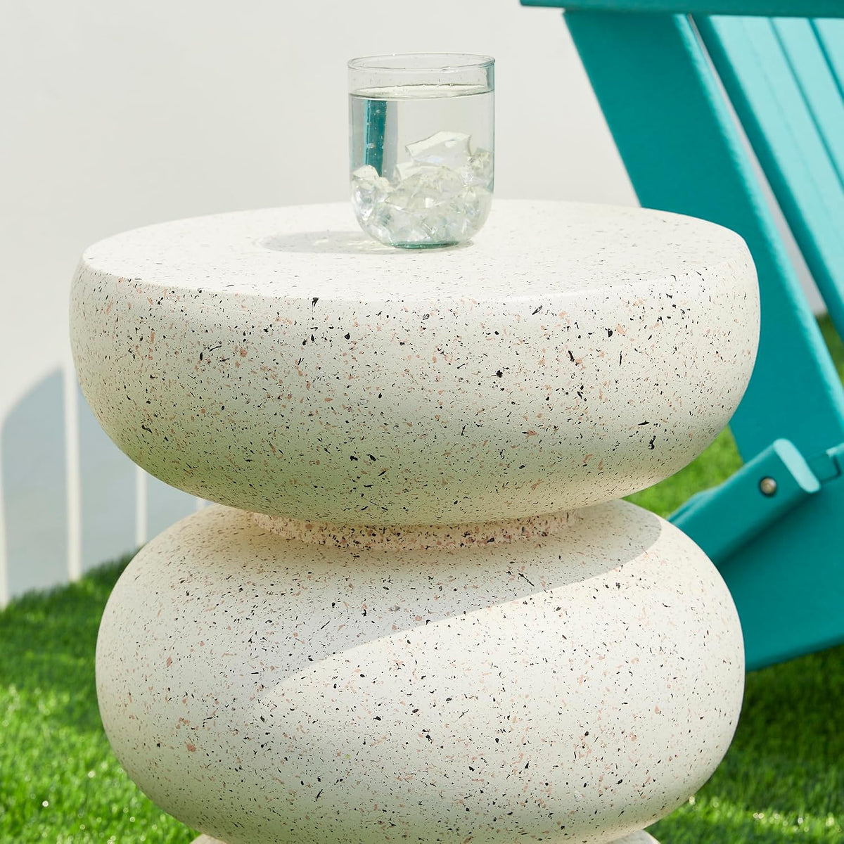 Glitzhome Outdoor Side Table Set of 2, 18" H Decorative Garden Stool MgO Faux Terrazzo End Table, Heavy Duty Indoor Outdoor Round Planter Stand for Living Room Bedroom Patio Deck Poolside,White