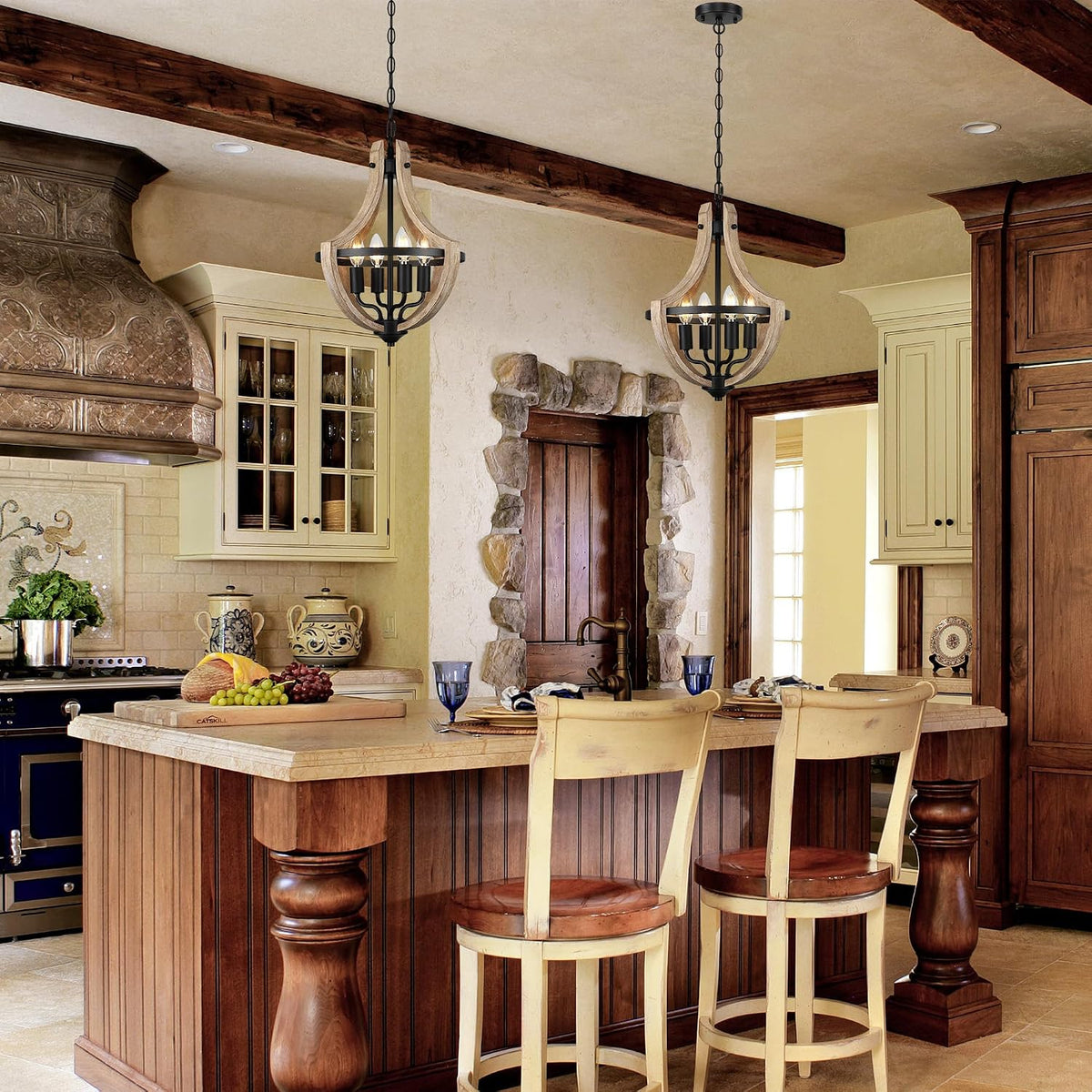 4-light farmhouse dining room light fixture, adjustable height, close-up detail