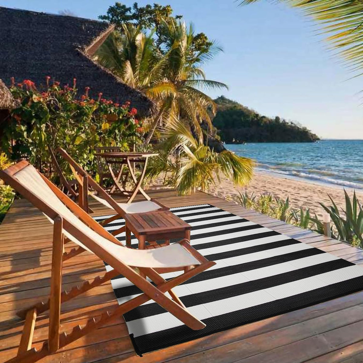 Outdoor Rug 6 x9 ft, Plastic Rug for Patio, Black & White