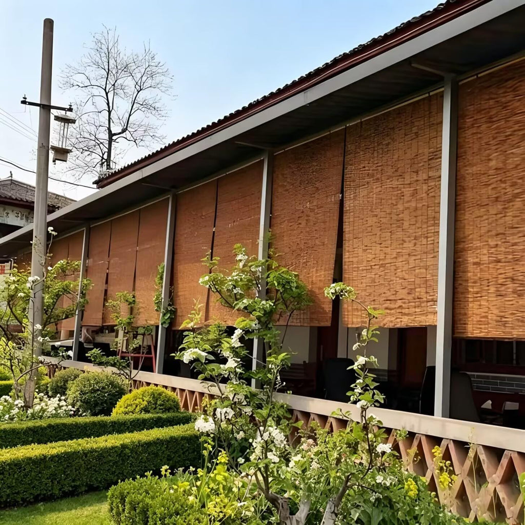 Reed Fencing Roll 4.92x25ft, 85% Shade Natural Bamboo Privacy Screen, Decorative Carbonized Reed Fence for Balcony Outdoor Garden Backyard Patio