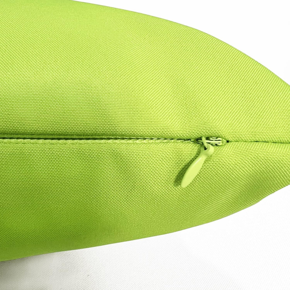 VAKADO Outdoor Waterproof Throw Pillow Covers 24x24 Set of 2 Green