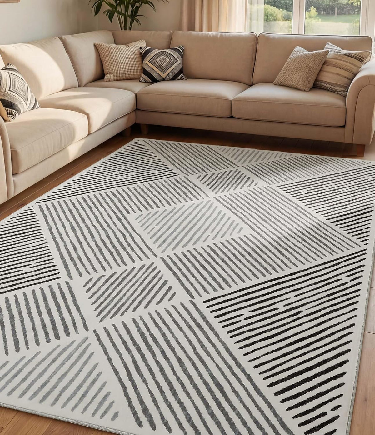 YIHOUSE 5‘x7' Washable Black and White Rug, Modern Area Rug for Living Room