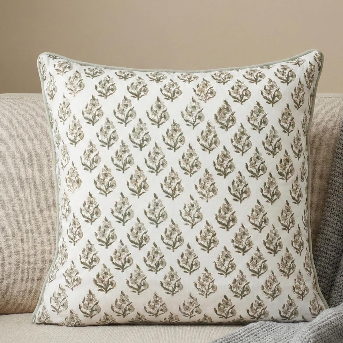 Set of 2 Pillow Covers 20x20 inches Floral Pillow Covers Green Farmhouse Pillow Covers for Living Room Couch Bed Throw Pillow Covers Boho Home Decorative Pillow for Spring Summer