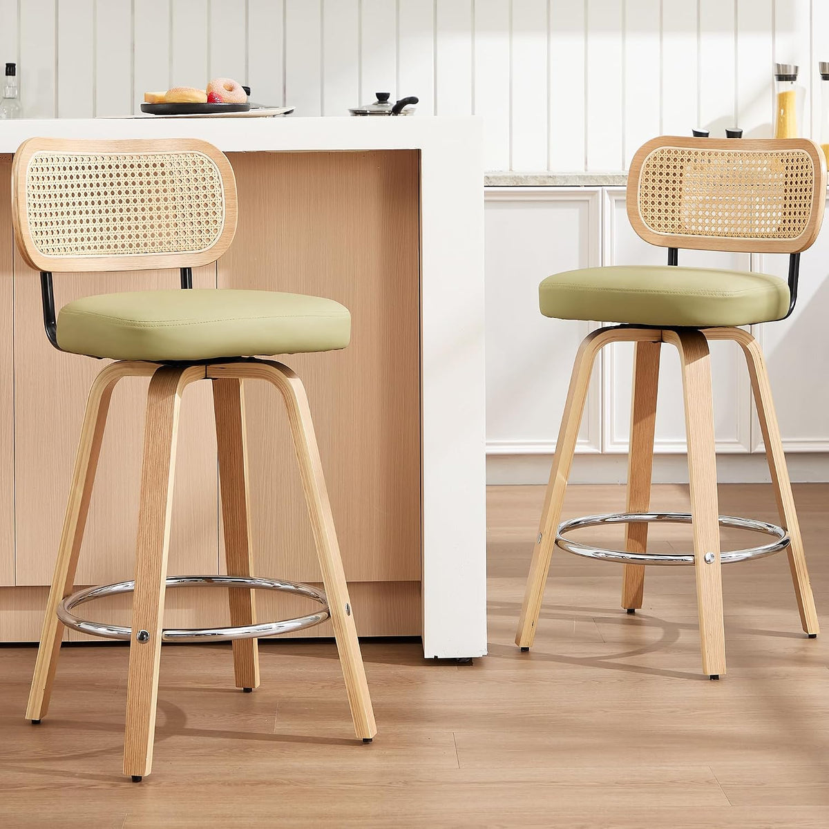 Rattan Bar Stools Set of 2,Upholstered PU Leather, 26‘’ Counter Height Barstools with Back and Wood Legs,360°Swivel,Mid-Century Modern Bar Stool for Kitchen Island Dining Room and Bar(Grass Green)