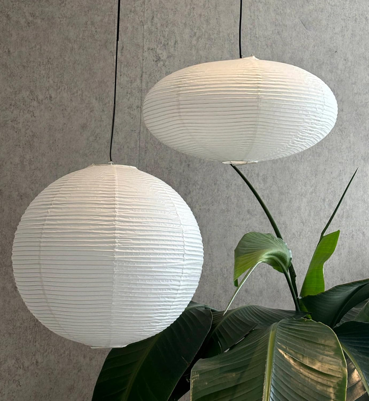 2 PCS Chinese Paper Lanterns White Lampshade, 16inch Large Round and 18inch Oblate Pendant Lamp Shade, Rice Paper Lampshade Ceiling Foldable Light Shade for Interior Home Decoration