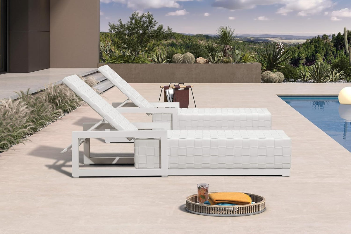 PURPLE LEAF Pool Lounge Chair Set of 2 PU Leather Patio Chaise Lounge White