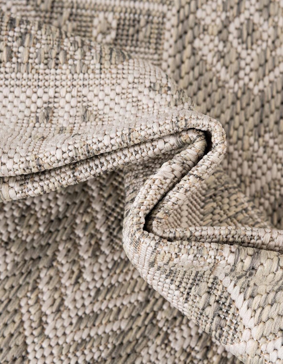 Rugs.com - Outdoor Aztec Rug – 2' x 3' 1 Light Gray Indoor/Outdoor Rug – Weather Resistant Flatweave for Patios, Decks, and Porches