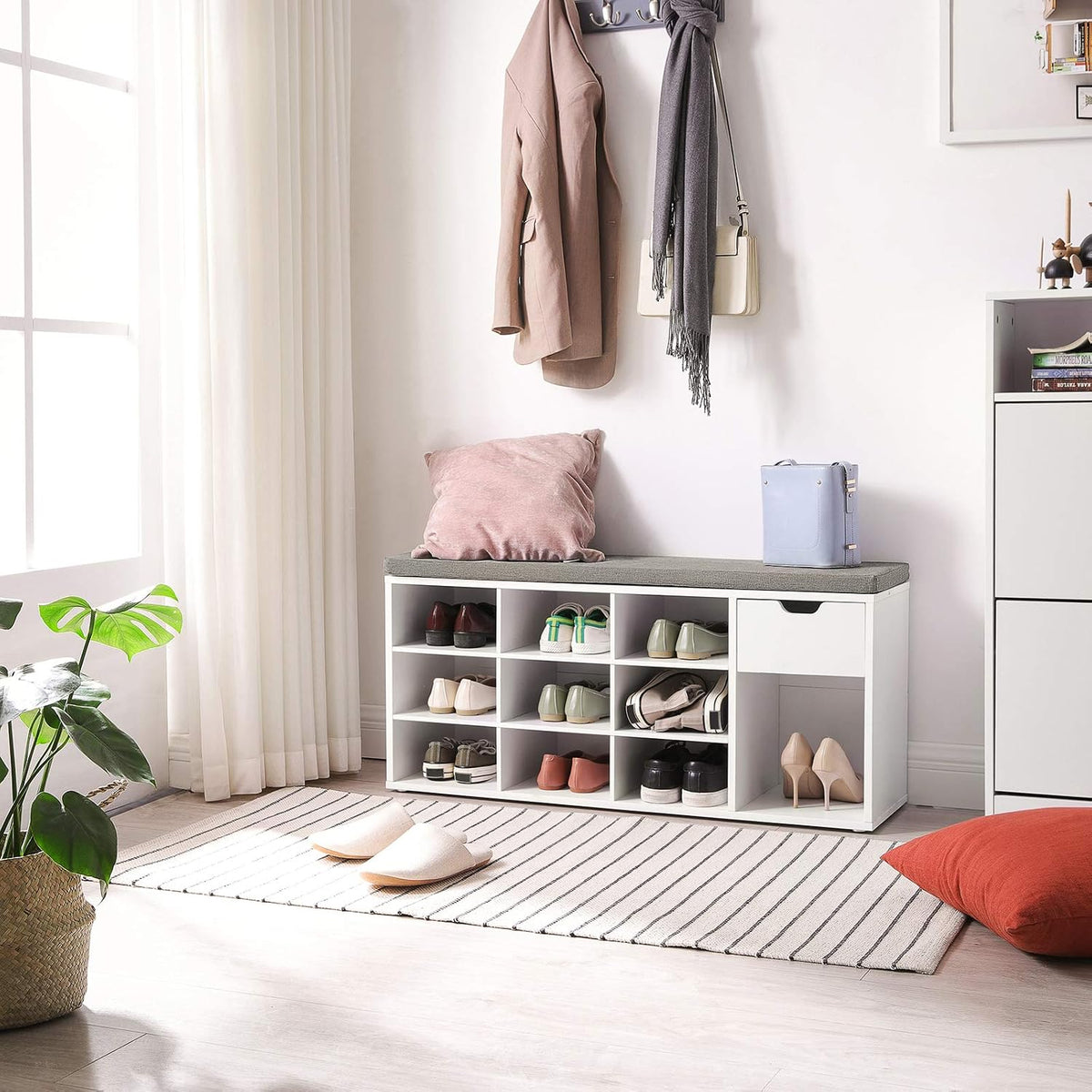 VASAGLE Shoe Bench with Cushion, Storage Bench, 10 Compartments