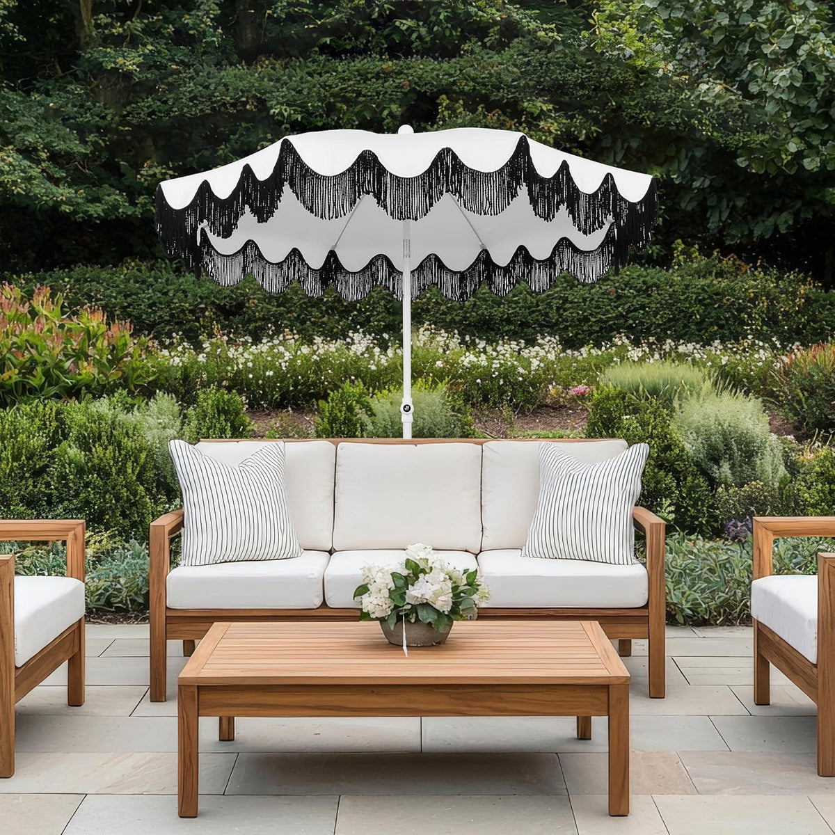 JONATHAN Y Mariner 6.5 ft. Solid Fringe Beach Umbrella, White/Black