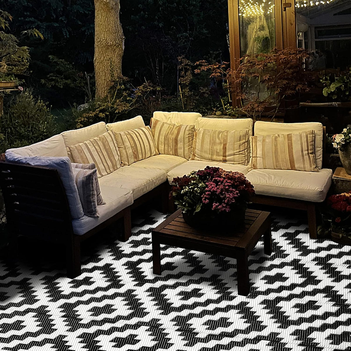 sand mine waterproof outdoor rug 6x9 ft, reversible on a desk or shelf