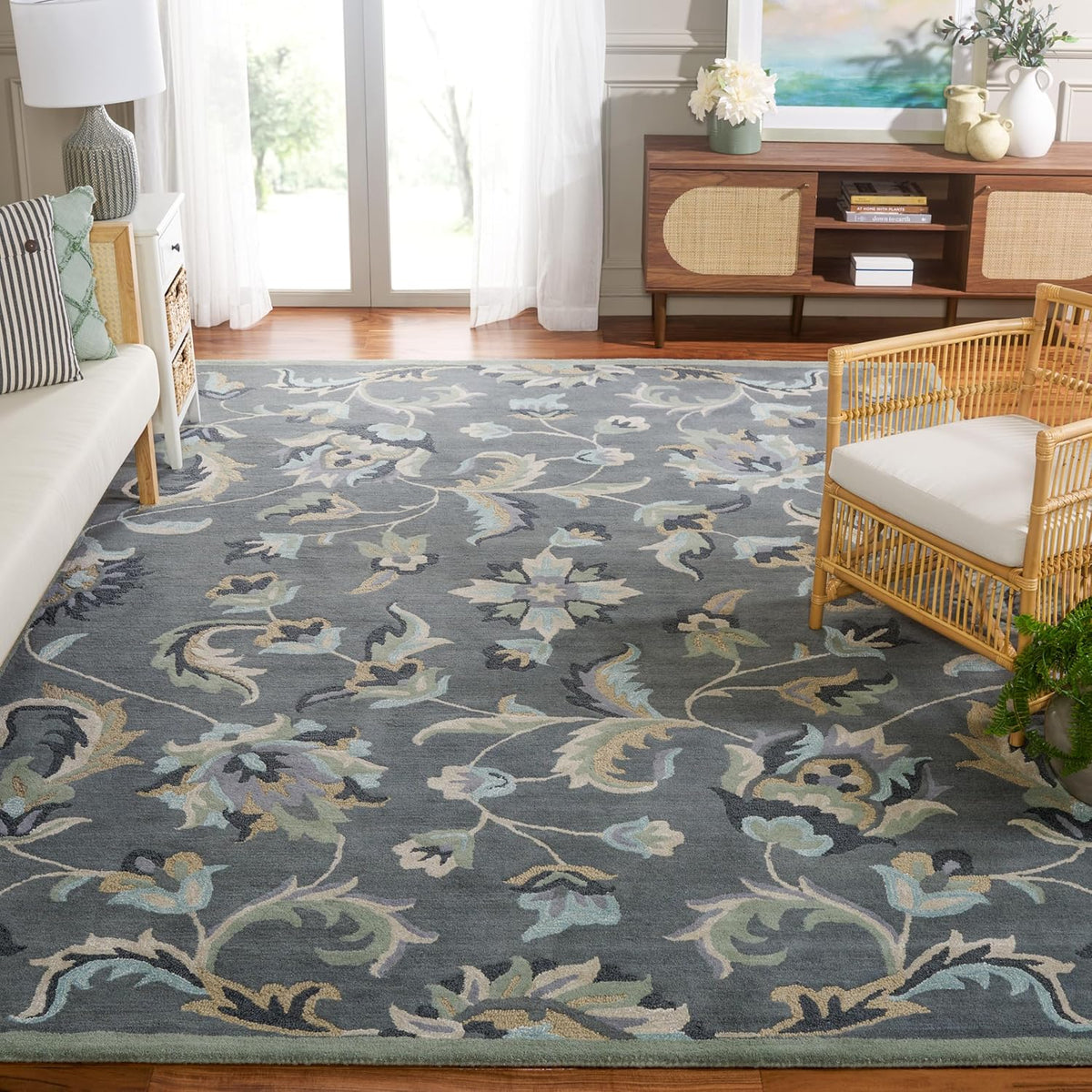 SAFAVIEH Jardin Collection Area Rug - 10' x 14', Grey & Multi, Floral Design, Handmade Wool, Ideal for the Living Room, Bedroom, Dining Room (JAR461A-10)