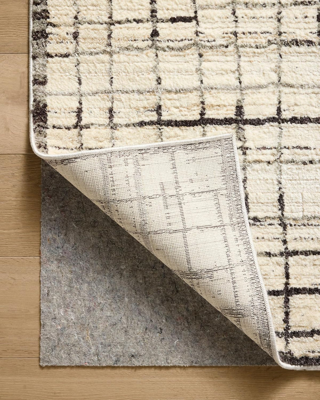 Loloi Jeremiah Brent Bleecker Ivory/Charcoal 6'-7" x 9'-3" Area Rug