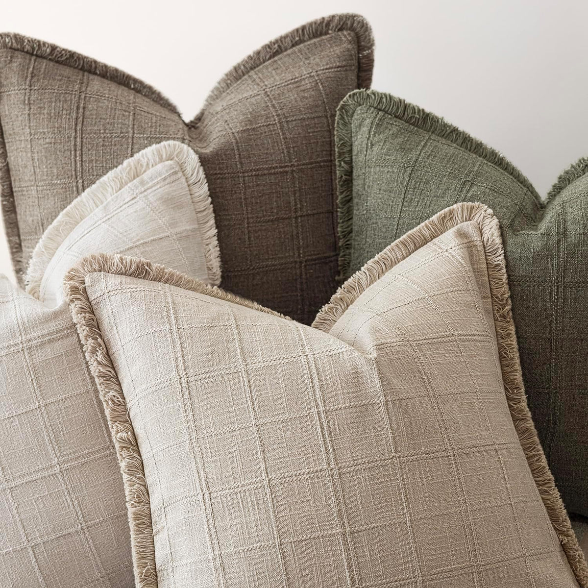 foindtower set of 2 decorative linen check fringe showing dimensions