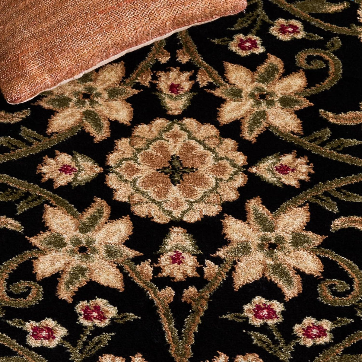 SAFAVIEH Lyndhurst Area Rug 9x12 Large, Black & Ivory LNH212A