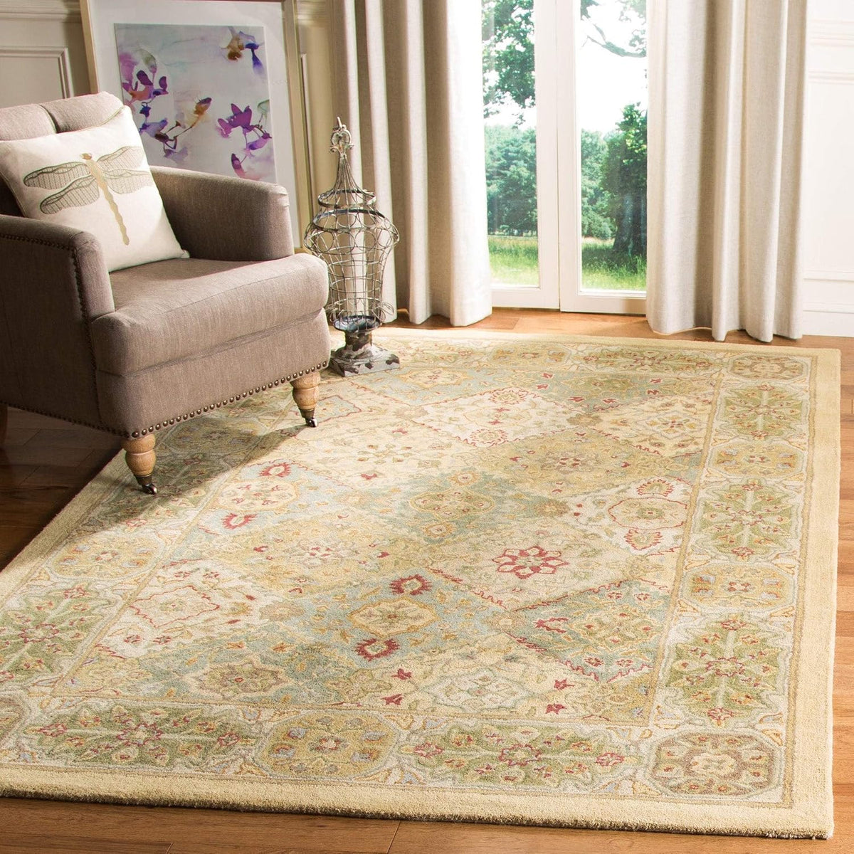 SAFAVIEH Heritage Collection X-Large Area Rug - 12' x 15', Multi & Red, Handmade Traditional Oriental Wool, Ideal for High Traffic Areas in Living Room, Bedroom (HG512B)