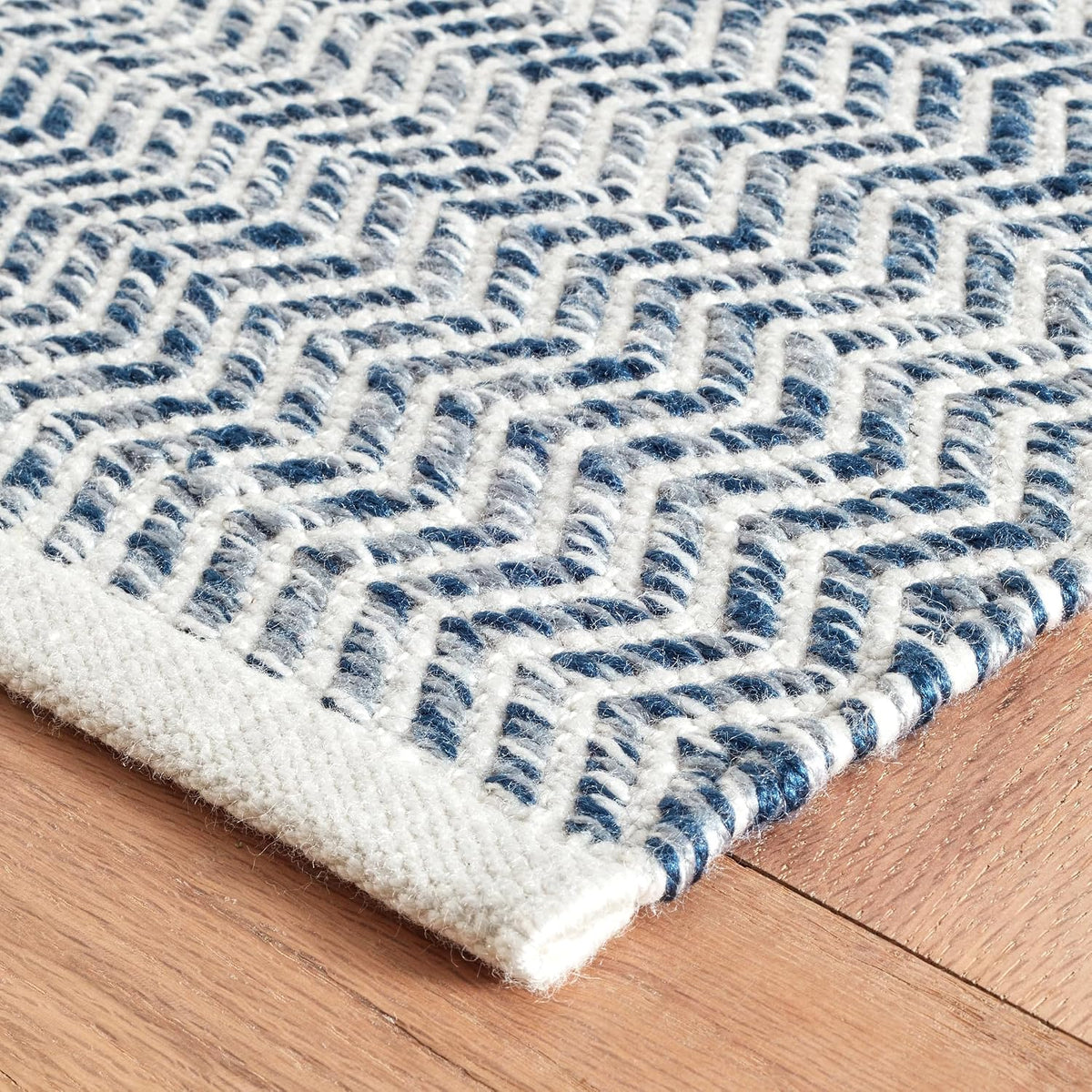 Dash & Albert Coastal Blue Geometric Handwoven Indoor/Outdoor Rug, 3'x5'