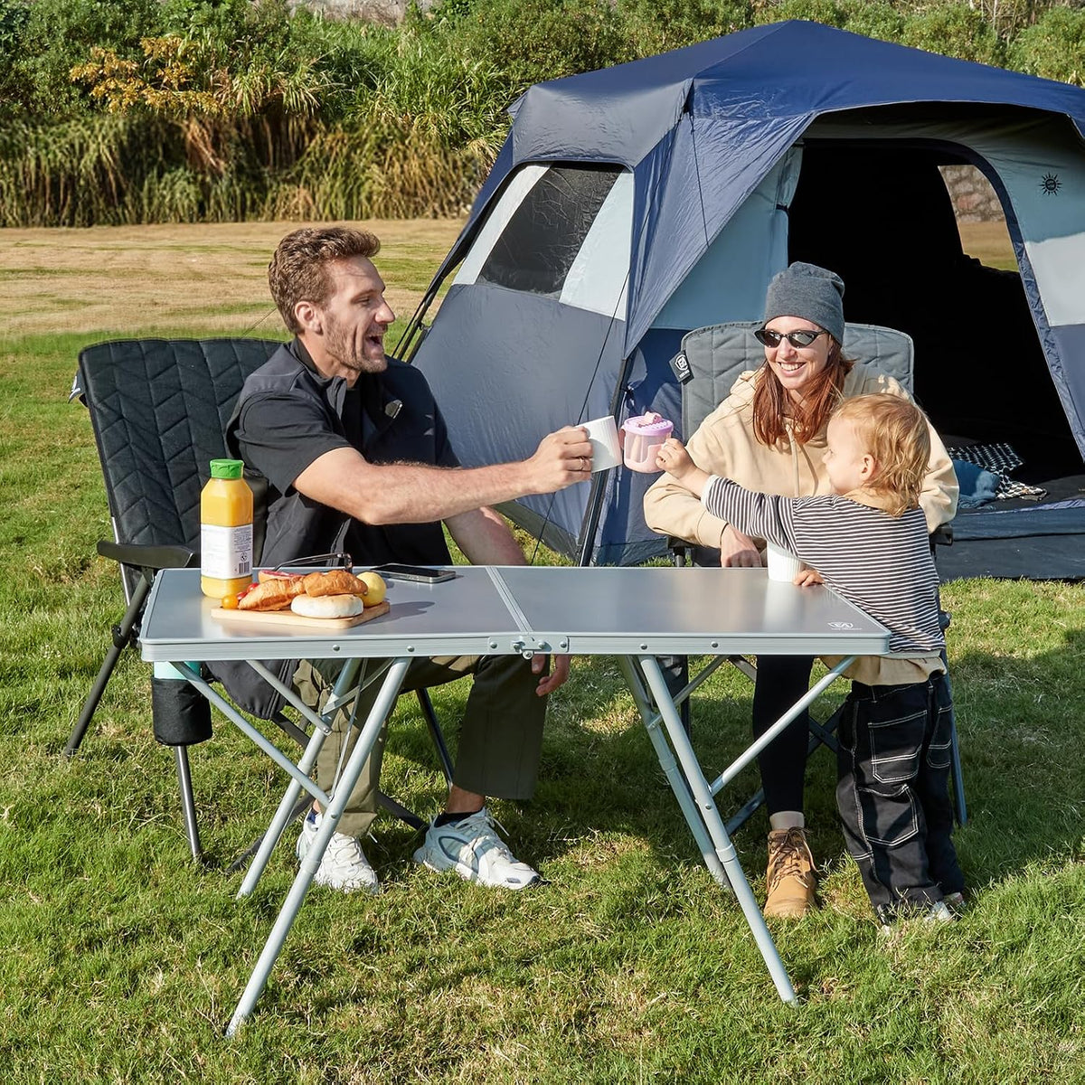 EVER ADVANCED Large Camping Table for 4-6 Person, Portable Folding Aluminum Table with Carrying Handle, Suitable for BBQ, Picnic, Camping and Indoor Use, Support up to 130LBS, Silver