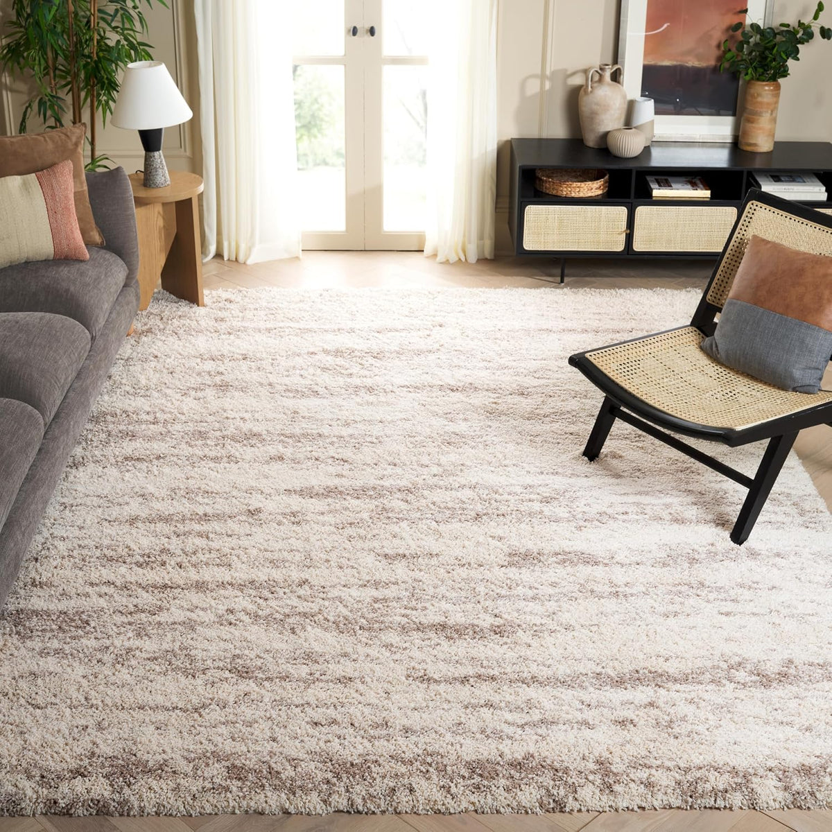 SAFAVIEH Hudson Shag Collection Area Rug - 11' x 15', Ivory/Beige, Geometric Design, Plush 1.9 Inch Thick Ideal for High Traffic Areas in Living Room, Bedroom, Dining (SGH206B)