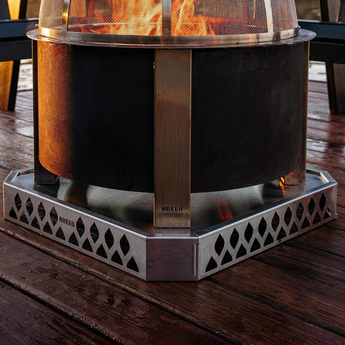 Breeo Base X24-25.6 in Fire Pit Mat for Deck Protection