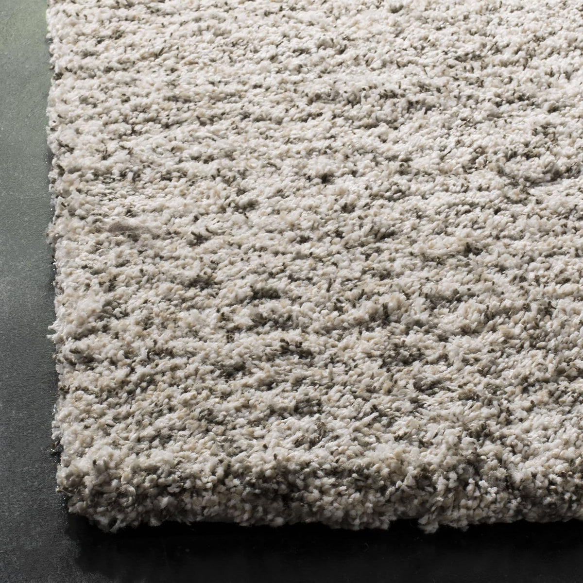 SAFAVIEH Hudson Shag Collection Area Rug - 10' x 14', Ivory & Grey, Chevron Design, Non-Shedding & Easy Care, 2-inch Thick Ideal for High Traffic Areas in Living Room, Bedroom (SGH330A)