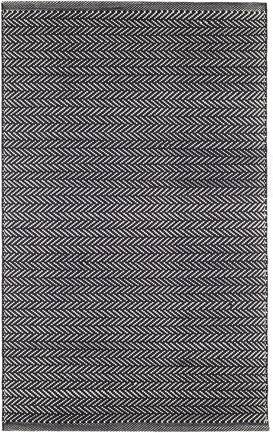 Dash & Albert Herringbone Black/Ivory Indoor/Outdoor Rug, 7'6"x9'6"