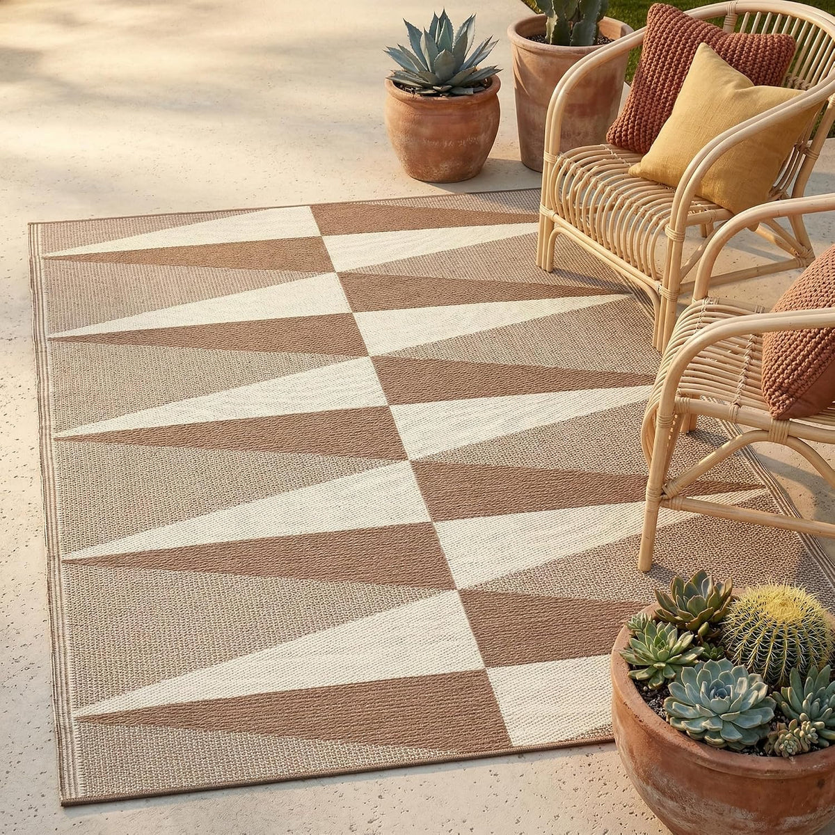 Fab Habitat Geometric Modern Minimalist Outdoor Rug - Waterproof, Crease-Free Fade Resistant, Reversible - Recycled Plastic - Patio Porch Balcony Deck Yard Garden - Tuscon Natural - 4x6 ft