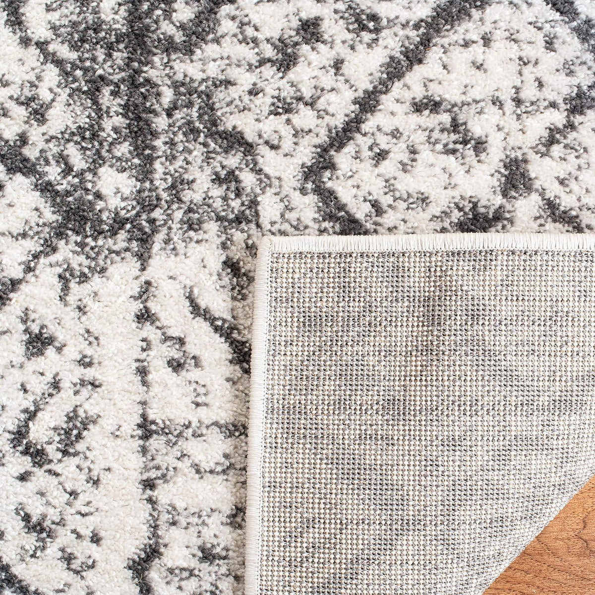 SAFAVIEH Adirondack Collection X-Large Area Rug - 11' x 15', Silver & Black, Moroccan Boho Distressed Design, Non-Shedding & Easy Care, Ideal for High Traffic Areas in Living Room, Bedroom (ADR111H)