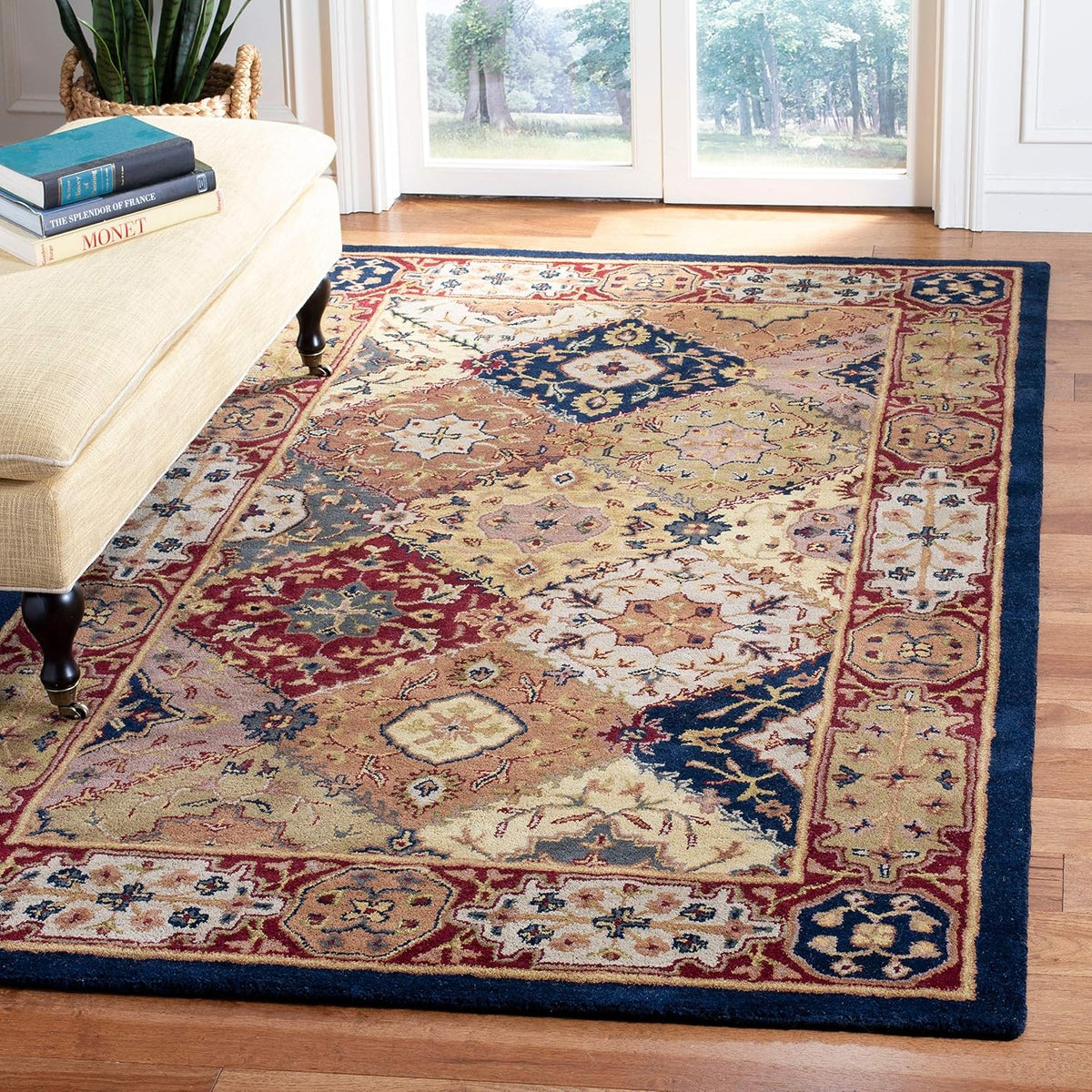 SAFAVIEH Heritage Collection X-Large Area Rug - 12' x 15', Multi & Red, Handmade Traditional Oriental Wool, Ideal for High Traffic Areas in Living Room, Bedroom (HG512B)