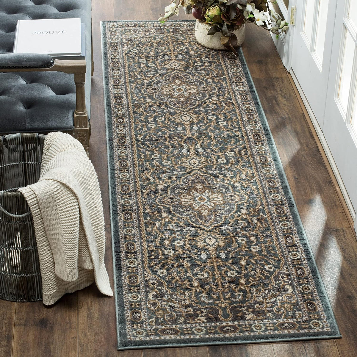 SAFAVIEH Lyndhurst Area Rug 3'3"x5'3", Cream & Beige LNH338B