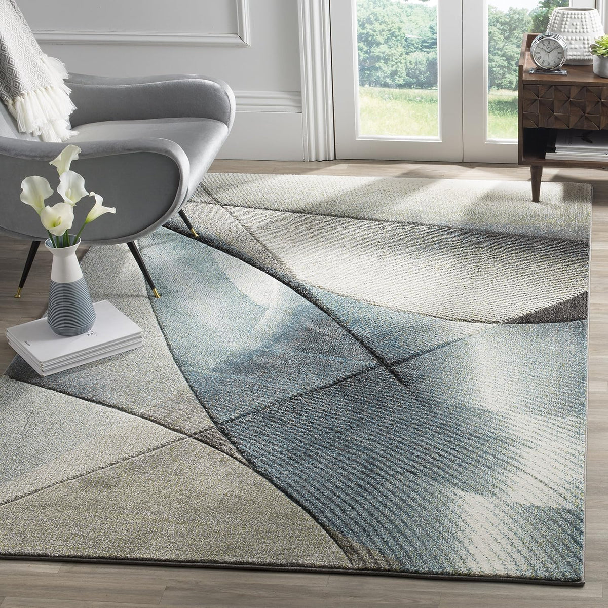 SAFAVIEH Hollywood Collection Area Rug - 6'7" x 9', Grey & Teal, Mid-Century Modern Design, Non-Shedding & Easy Care, Ideal for High Traffic Areas in Living Room, Bedroom (HLW715D)
